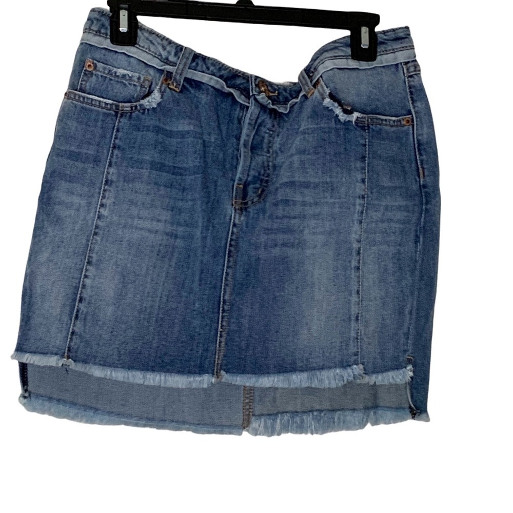 Band of Gypsies jean mini skirt with frayed hem. Size 28